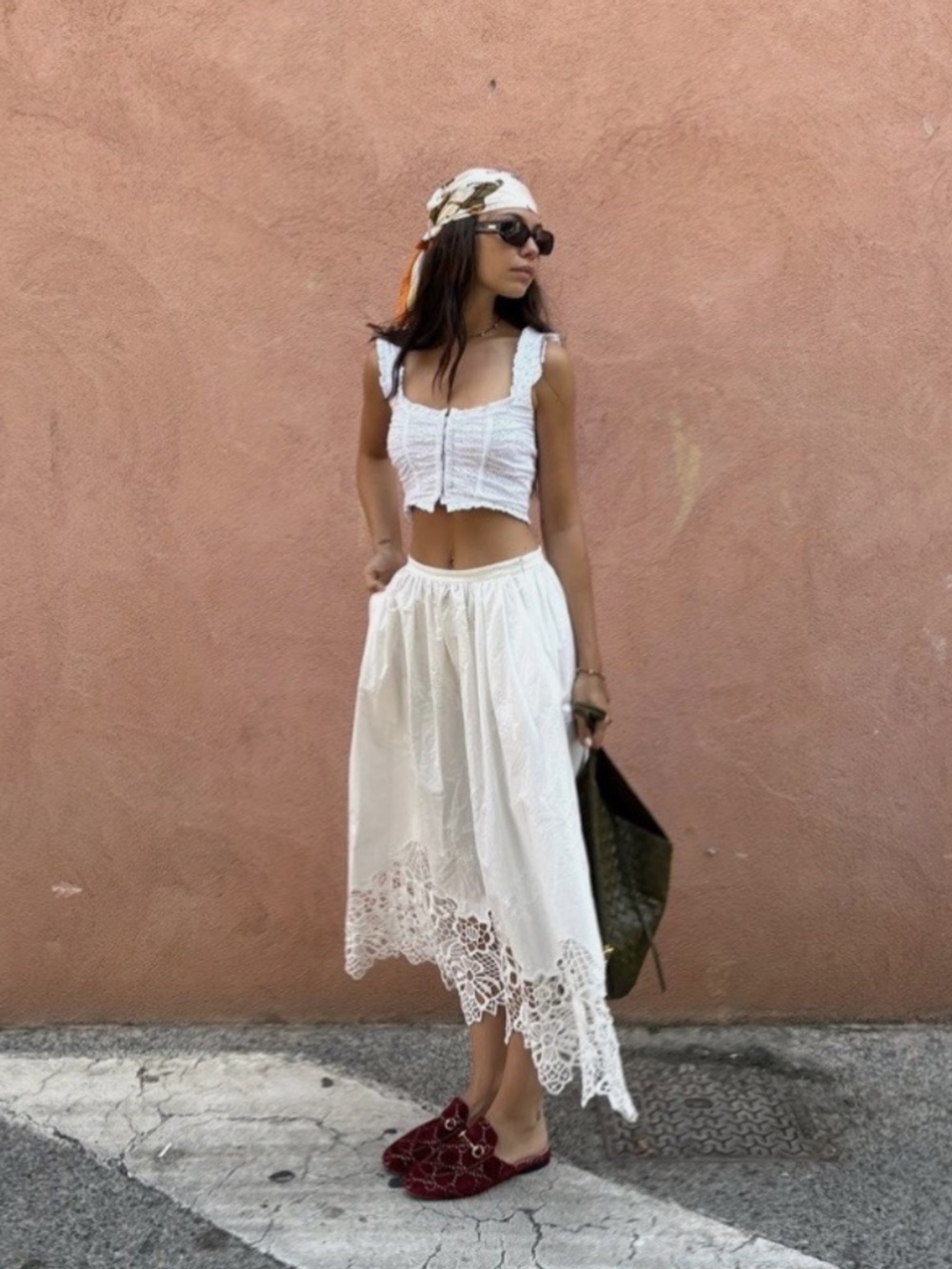 Zara embroidered midi skirt - Picture 3 of 9
